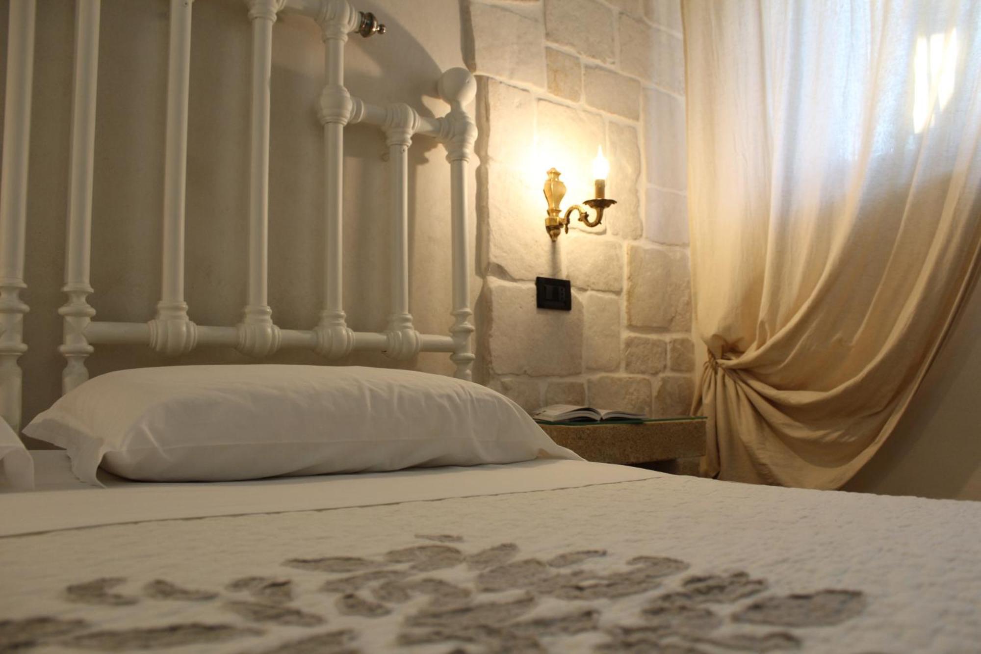 Masseria Tolla Остуні Екстер'єр фото