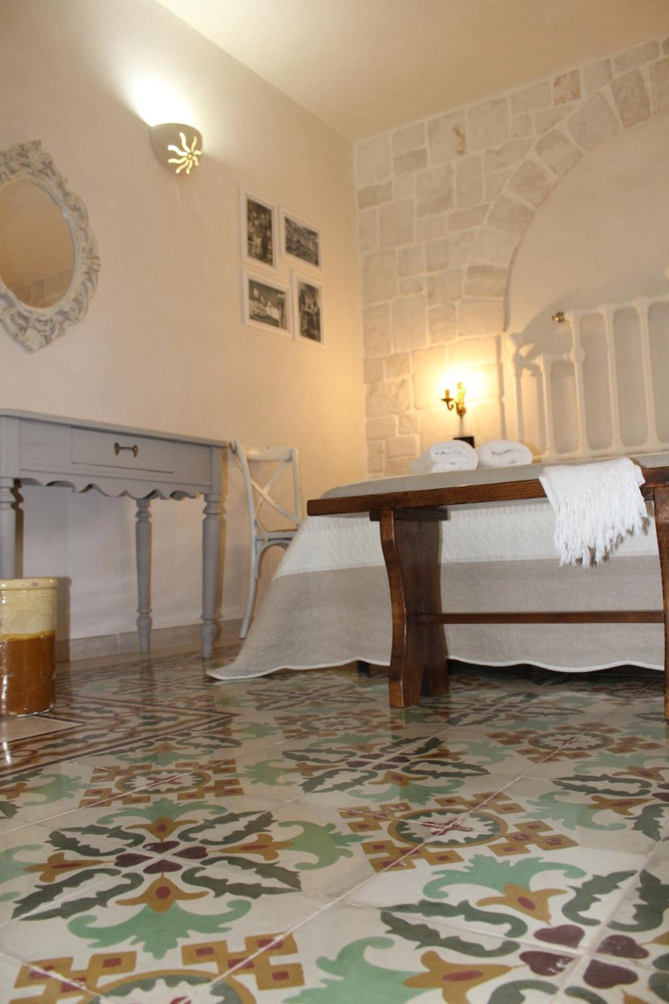 Masseria Tolla Остуні Екстер'єр фото