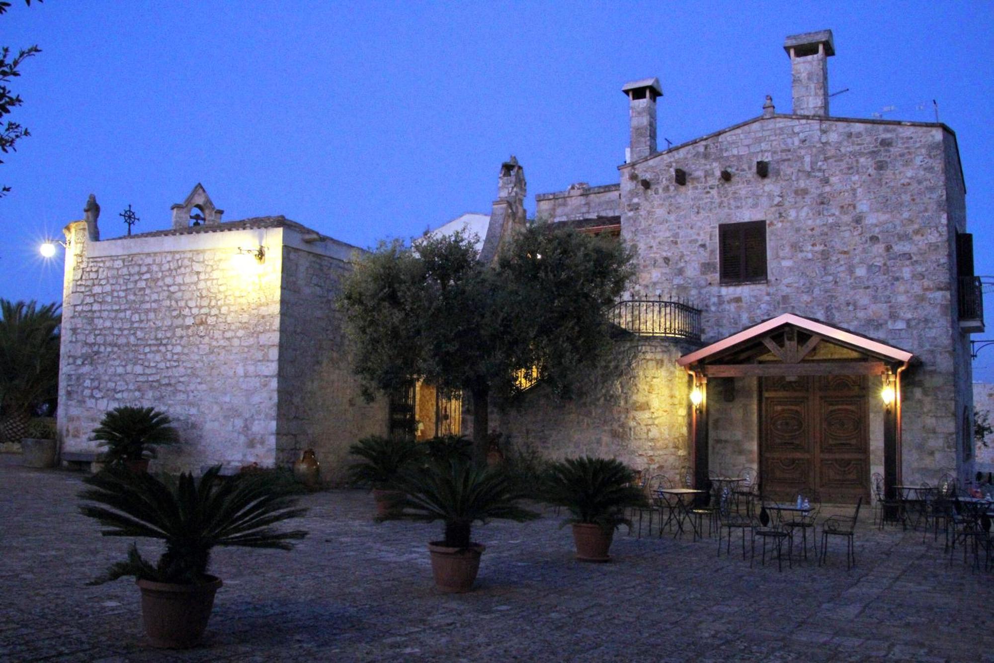 Masseria Tolla Остуні Екстер'єр фото