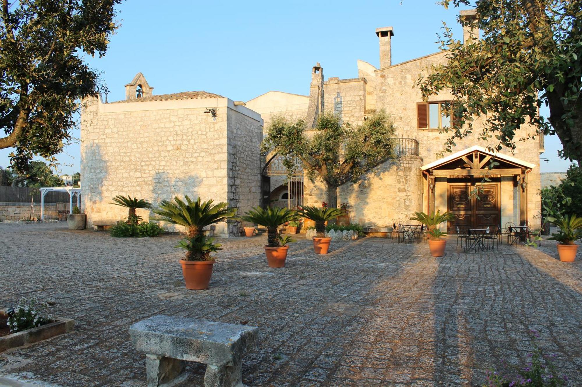 Masseria Tolla Остуні Екстер'єр фото