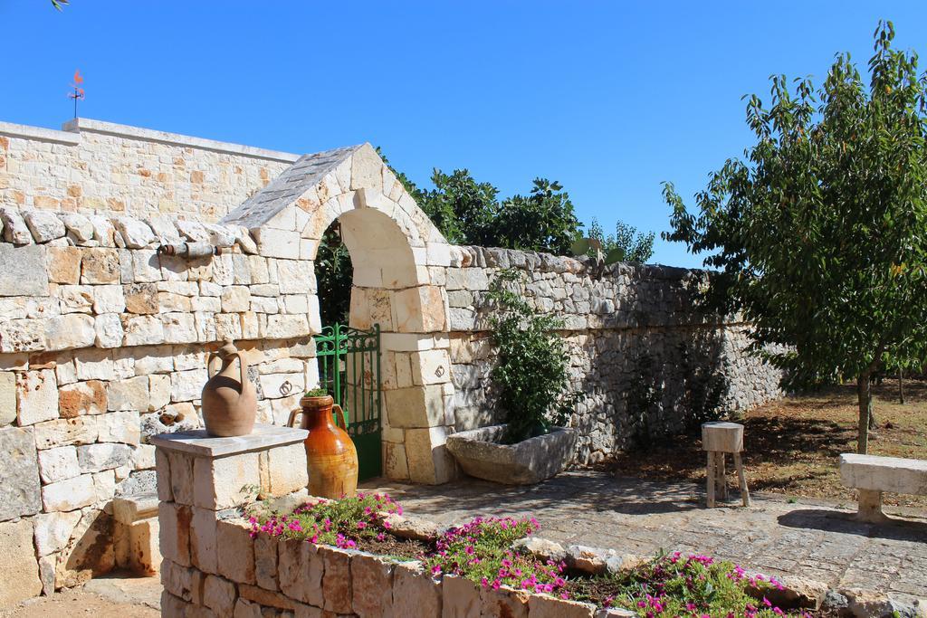 Masseria Tolla Остуні Екстер'єр фото
