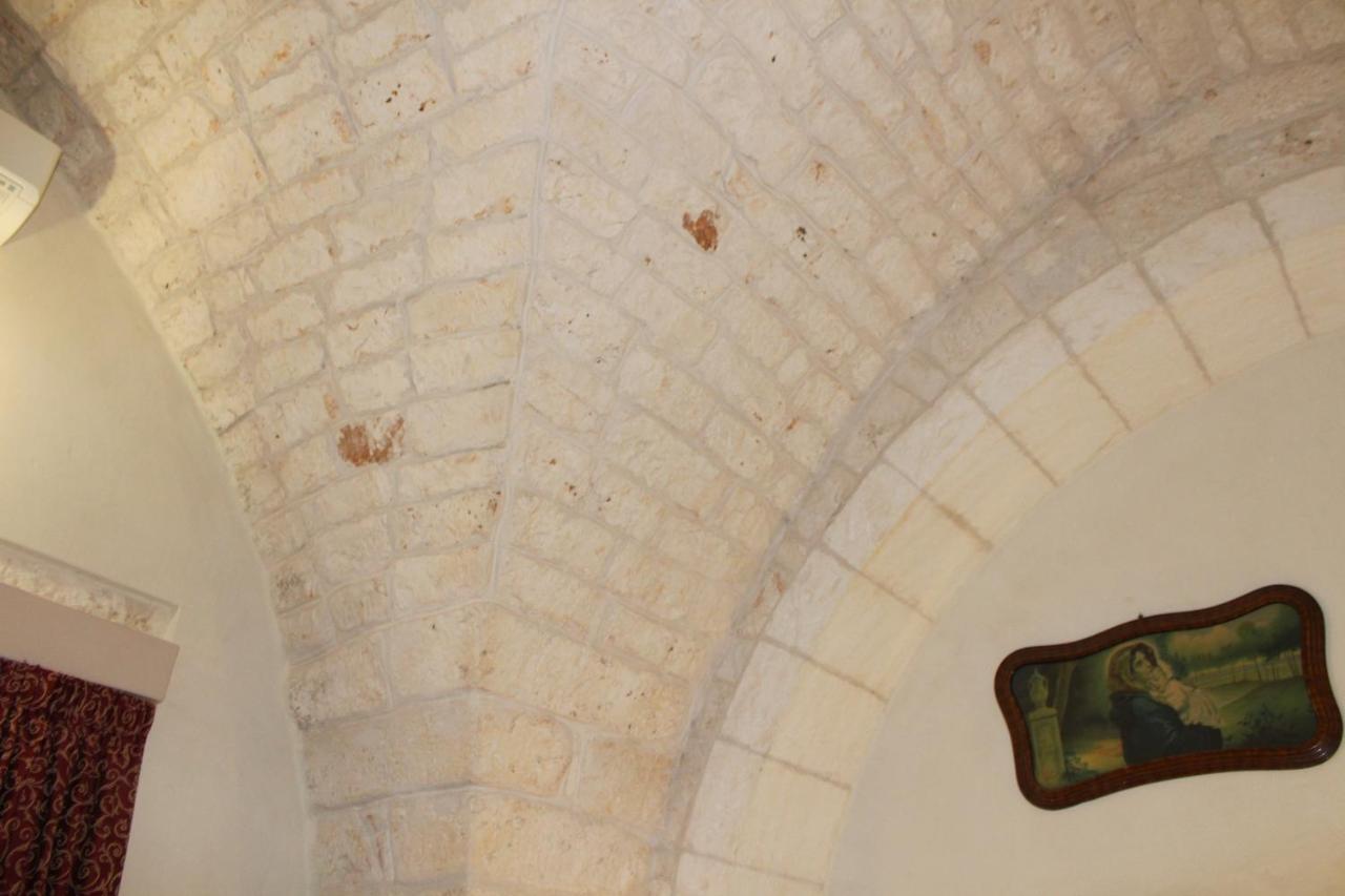 Masseria Tolla Остуні Екстер'єр фото