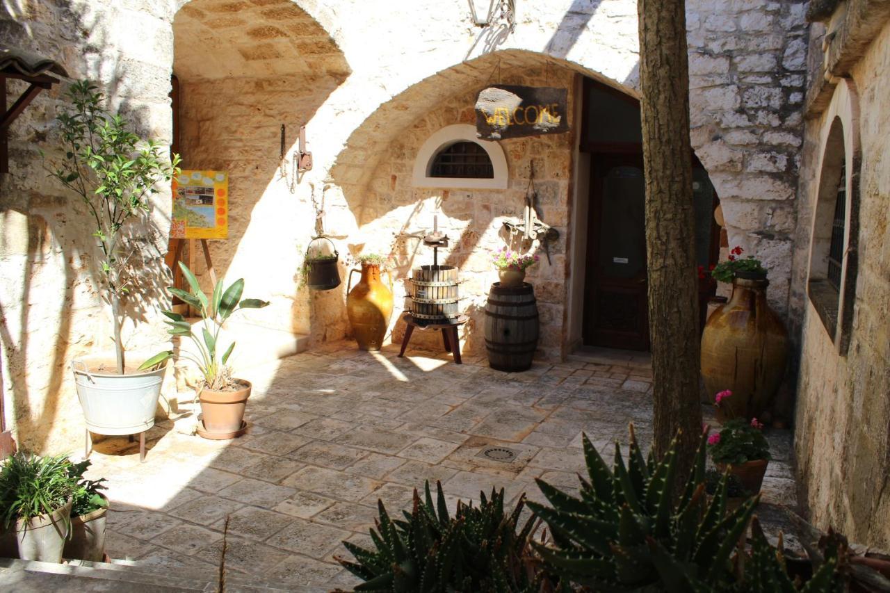 Masseria Tolla Остуні Екстер'єр фото